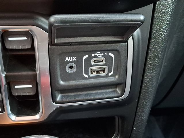Used 2022 Jeep Gladiator Sport AWD/4WD image 27