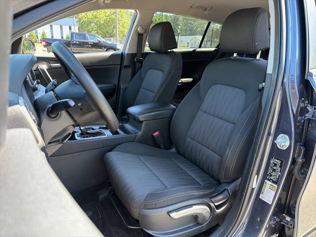 Used 2019 Kia Sportage LX FWD image 18