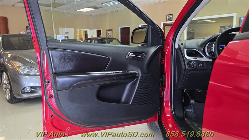 Used 2013 Dodge Journey American Value Package FWD image 11