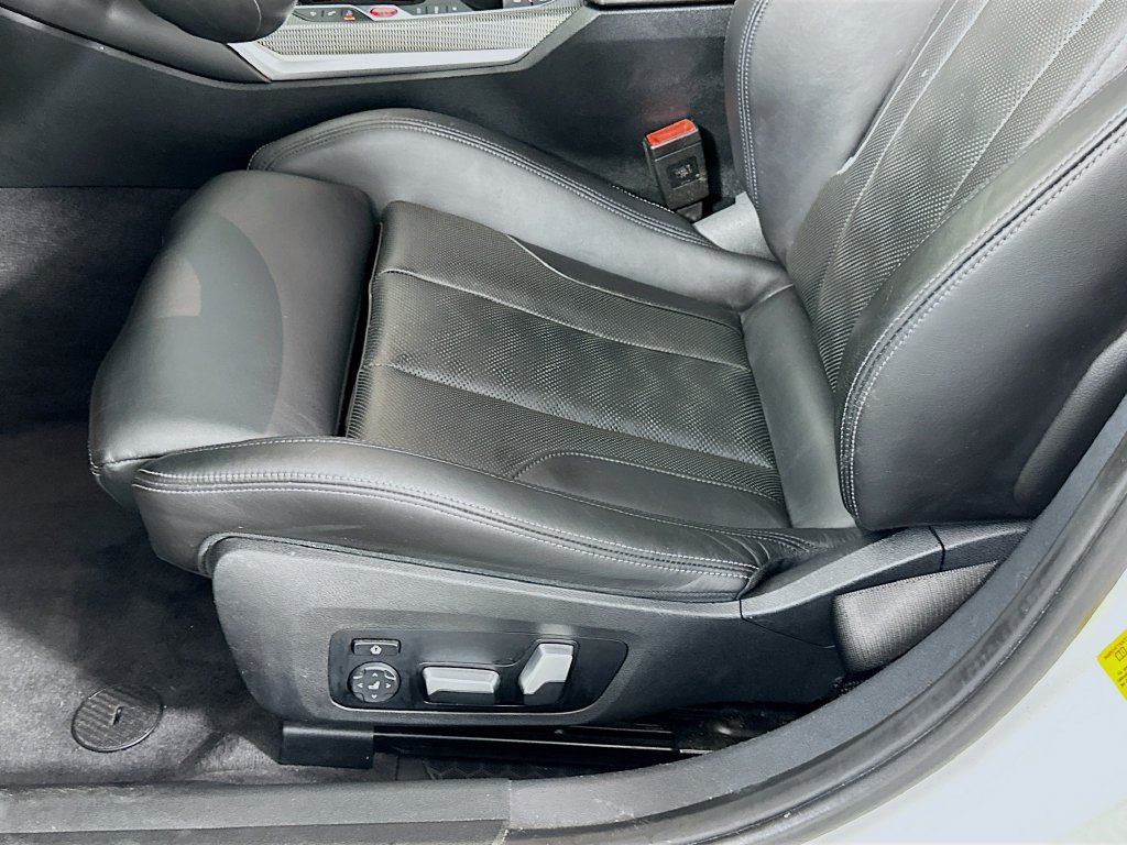 Used 2021 BMW M3 w/ Parking Assistance Package RWD image 20