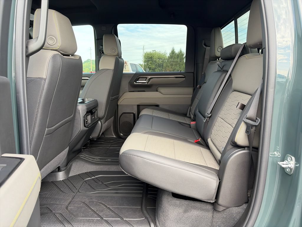 New 2026 Chevrolet Silverado 2500 ZR2 w/ LPO, Dark Essentials Package AWD/4WD image 27