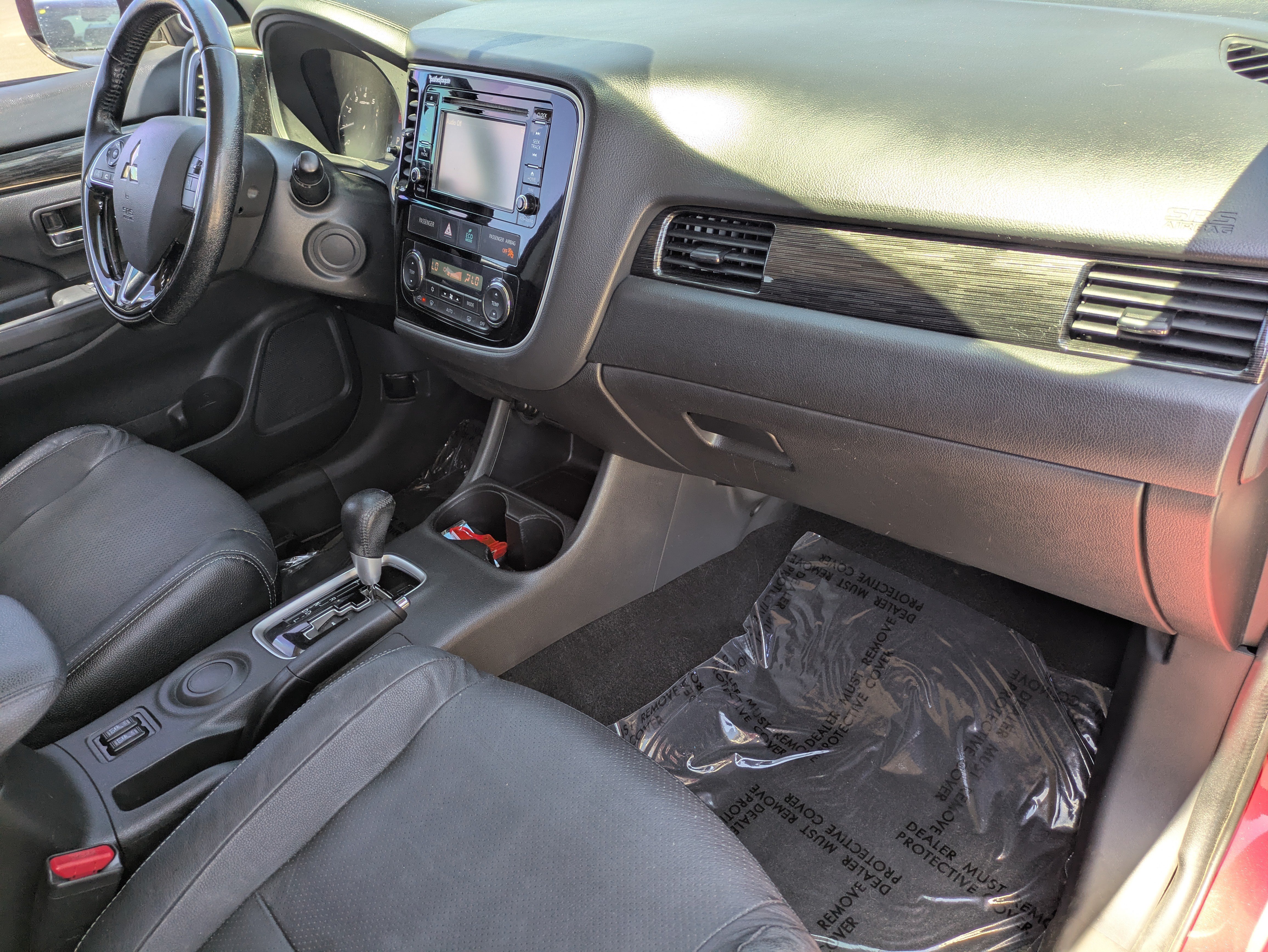 Used 2016 Mitsubishi Outlander SE FWD image 13