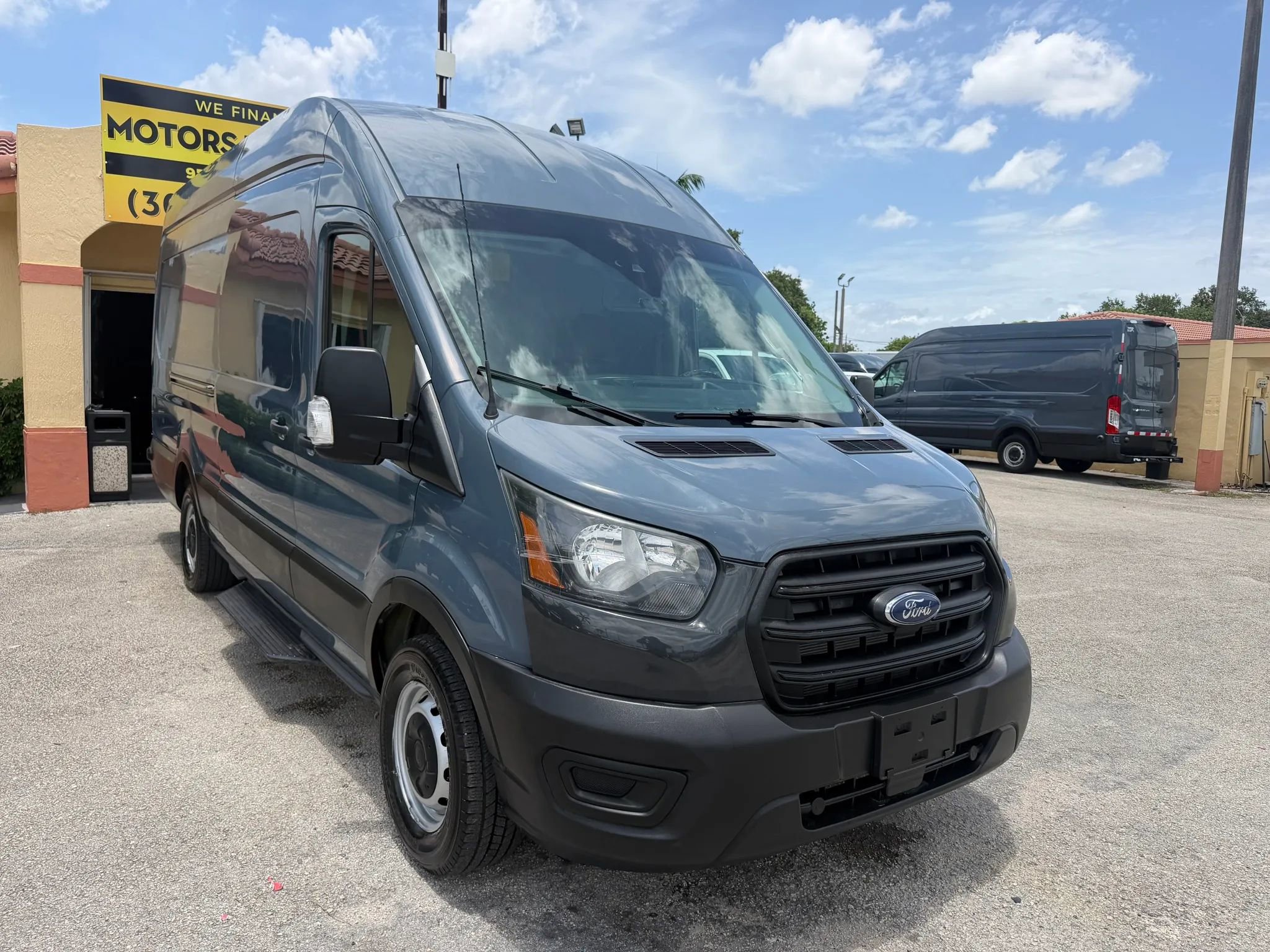 Used 2020 Ford Transit 250 148 High Roof Extended RWD image 10