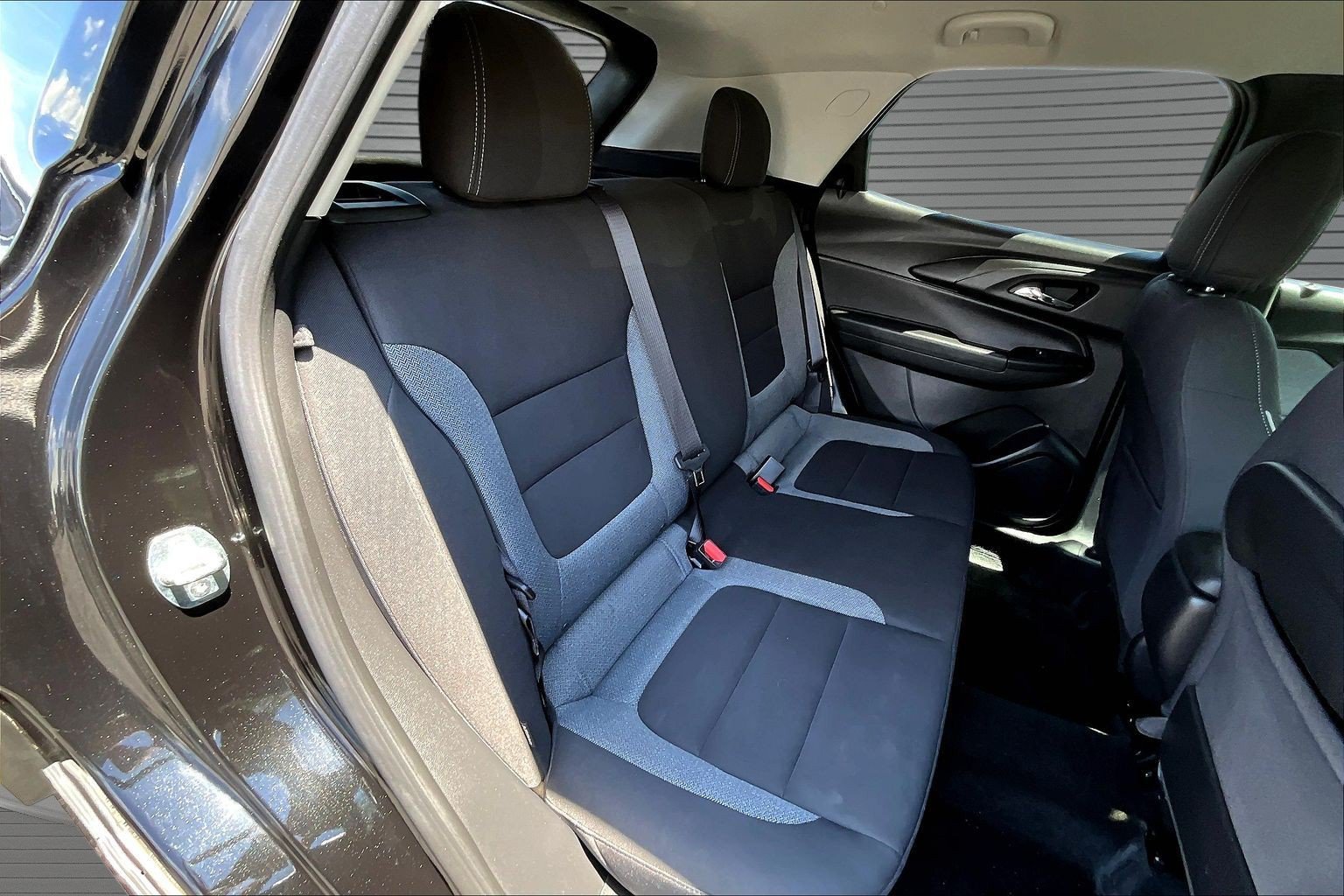 Used 2023 Chevrolet TrailBlazer LT w/ Convenience Package AWD/4WD image 16