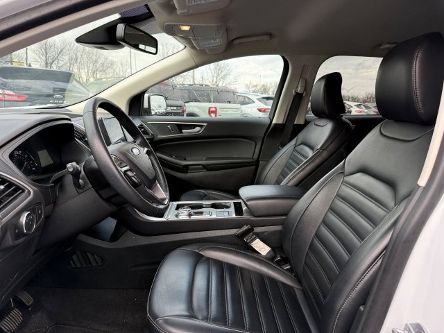 Used 2024 Ford Edge SEL image 10