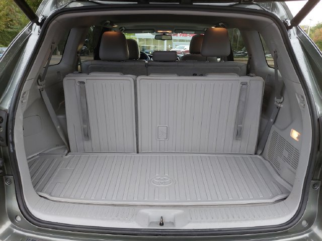 Used 2016 Toyota Highlander XLE AWD/4WD image 40
