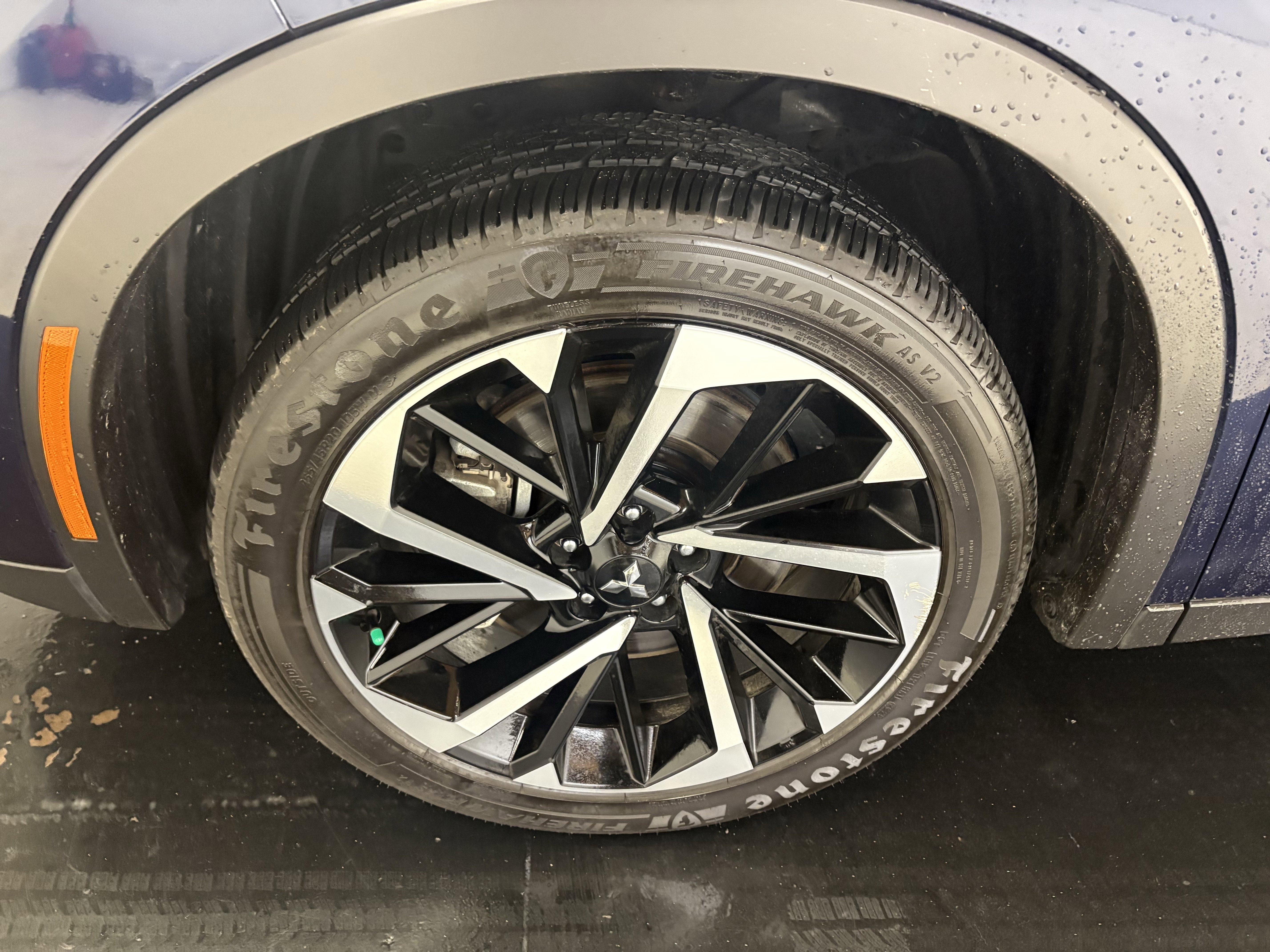 Used 2024 Mitsubishi Outlander SE Black Edition image 32