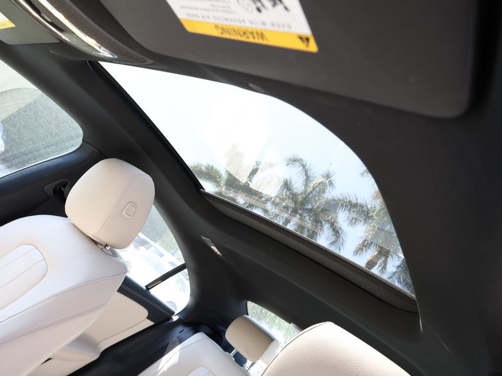 Used 2025 Mercedes-Benz CLA 250 image 16