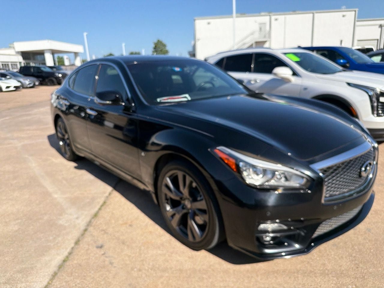 Used 2016 INFINITI Q70 3.7 w/ Sport Package RWD image 10