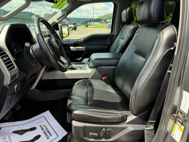 Used 2016 Ford F150 Lariat w/ Equipment Group 502A Luxury AWD/4WD image 10
