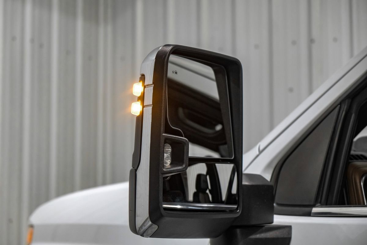 Used 2022 Chevrolet Silverado 3500 High Country image 41