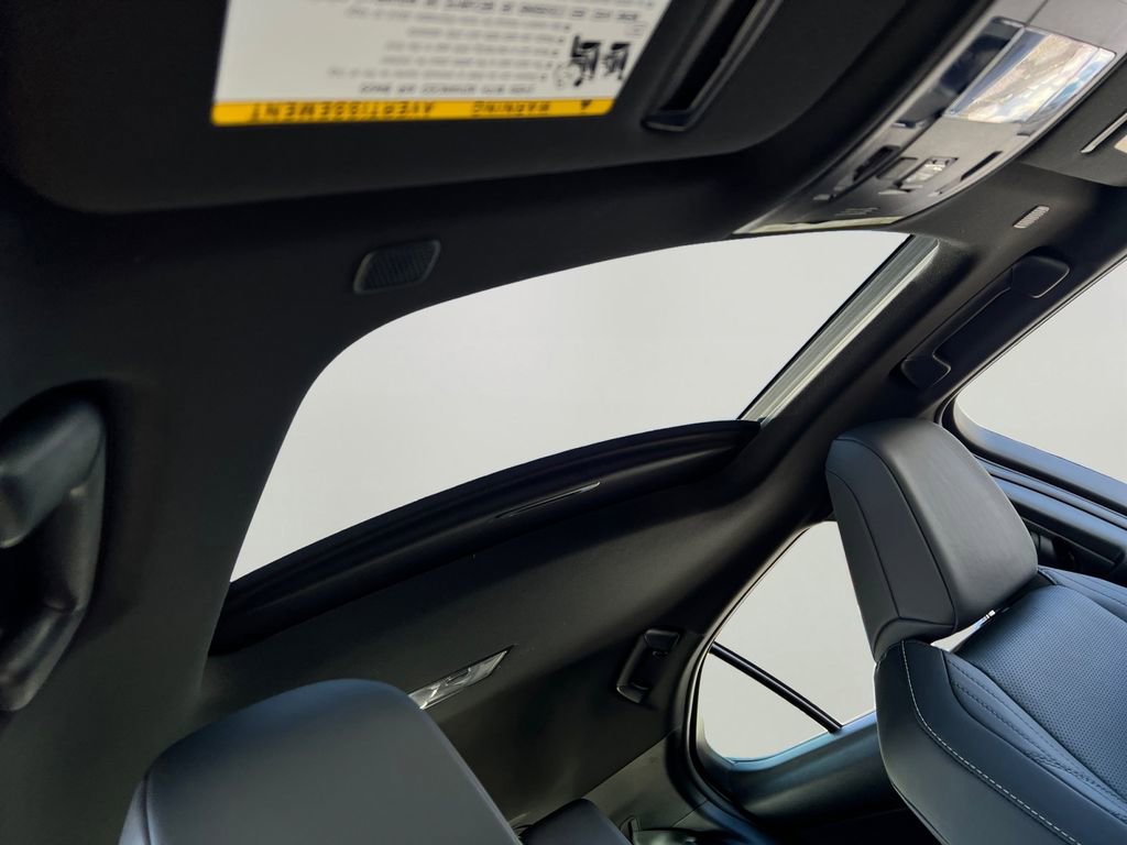 New 2025 Lexus UX 300h AWD image 4