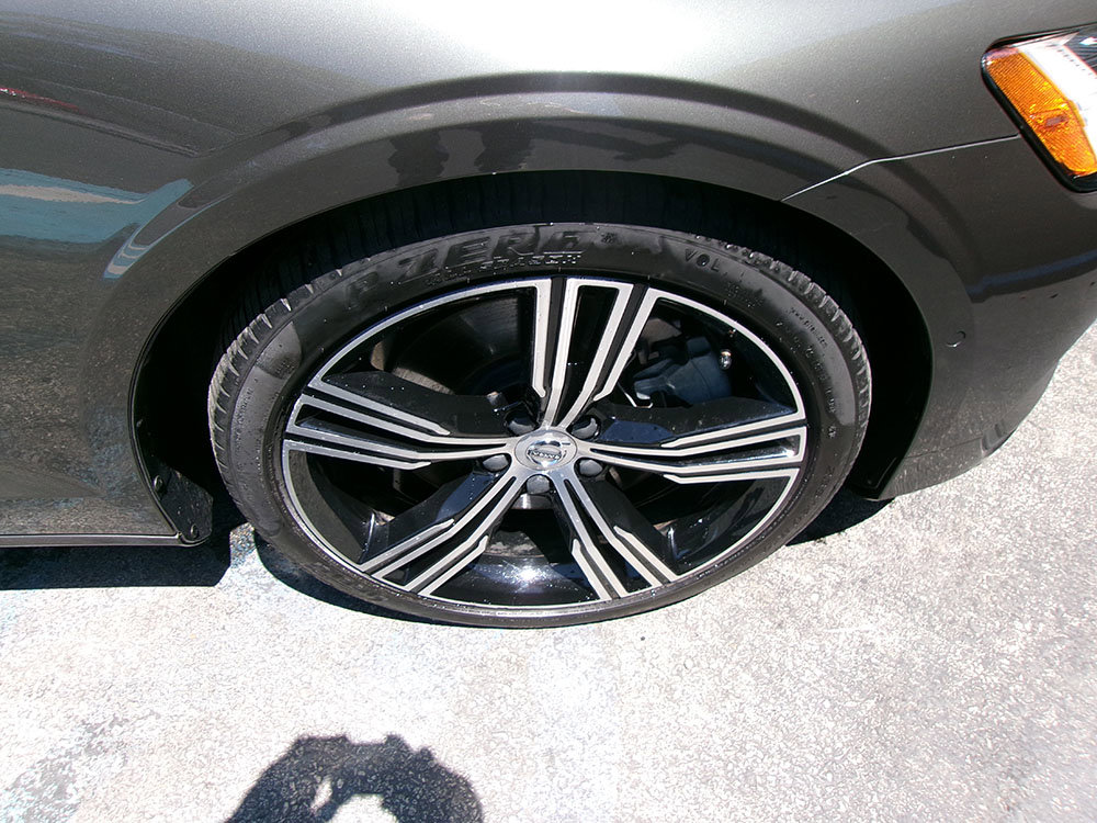 Used 2019 Volvo S60 T6 Inscription image 7