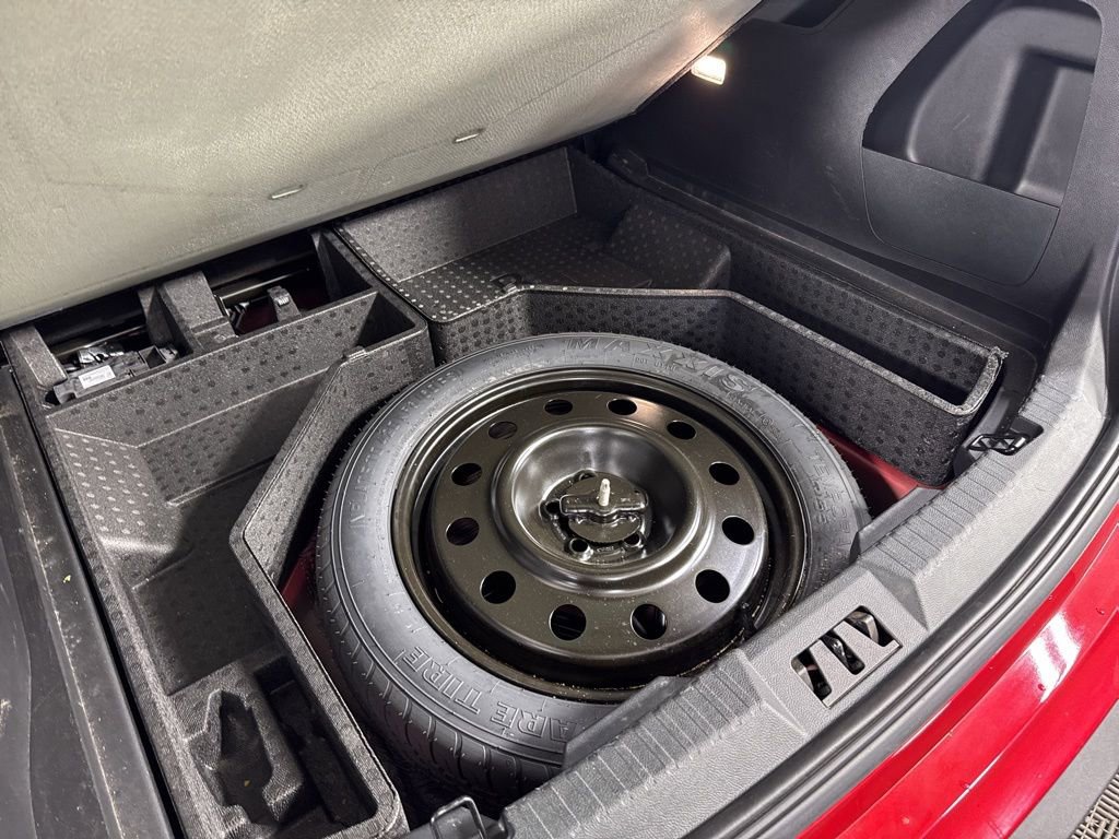 Certified 2024 Ford Edge SEL w/ Convenience Package AWD/4WD image 11