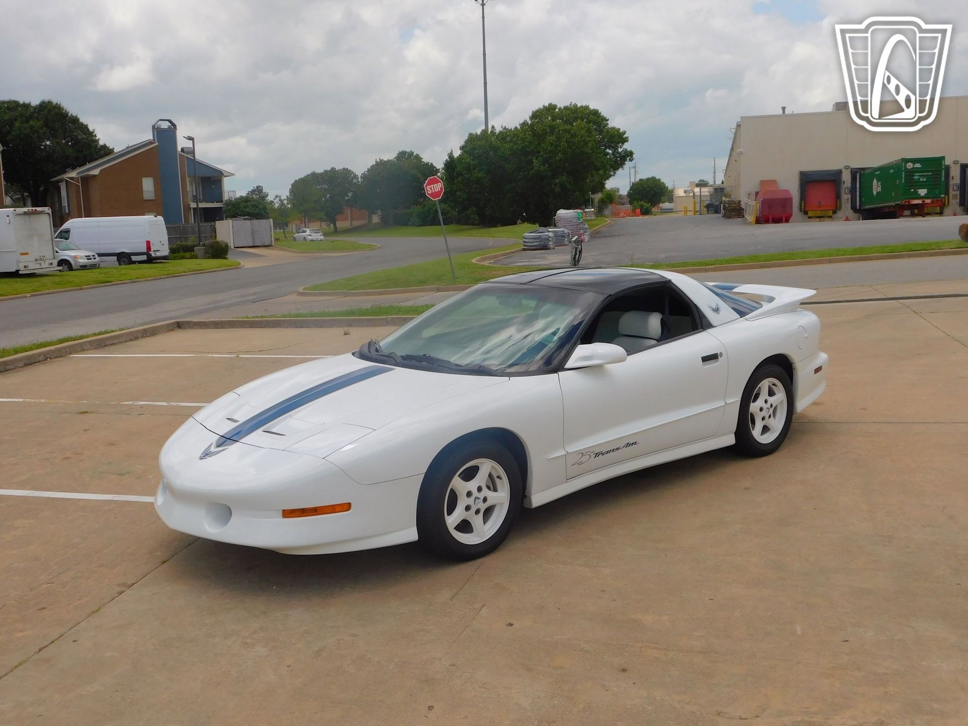 Used 1994 Pontiac Firebird Coupe image 2