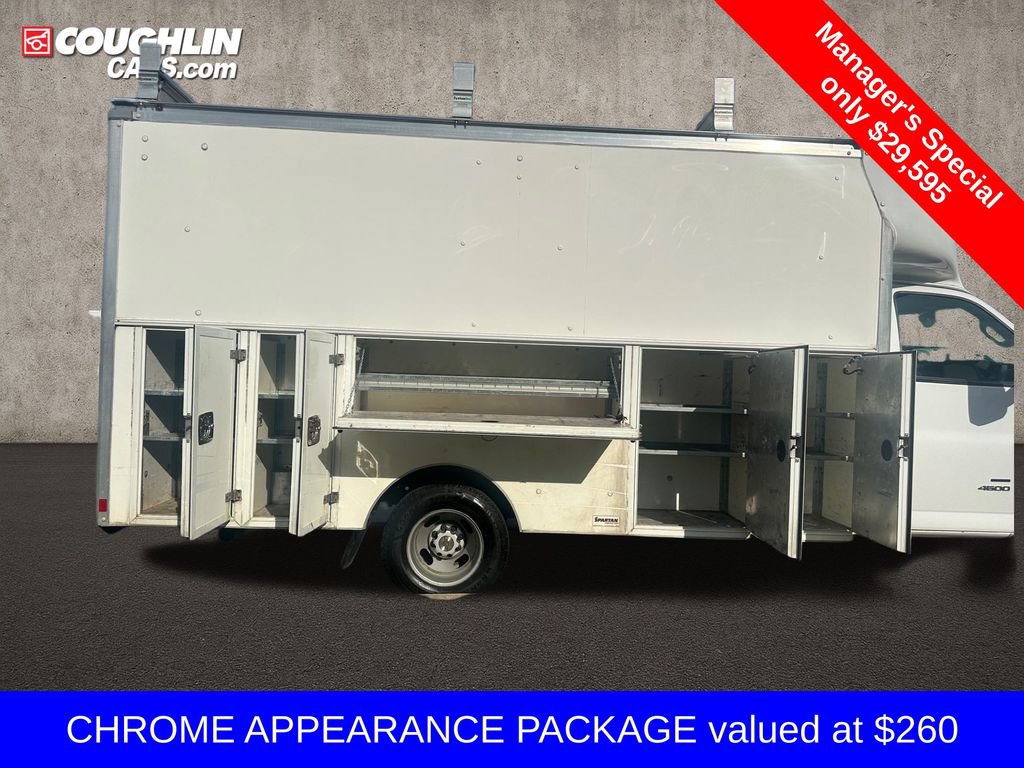 Used 2019 Chevrolet Express 4500 w/ Power Convenience Package image 5