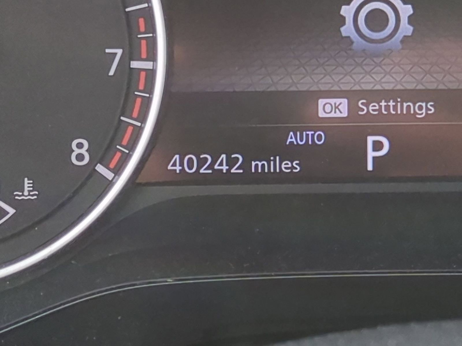 Used 2024 Nissan Pathfinder SL image 12