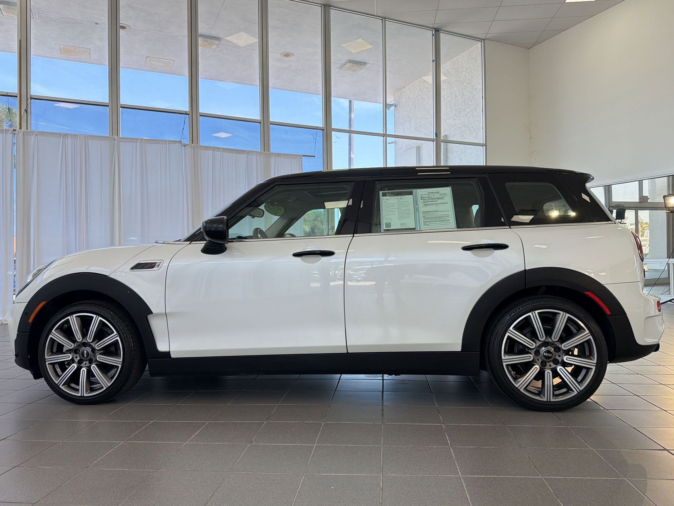Used 2023 MINI Cooper Clubman S image 2