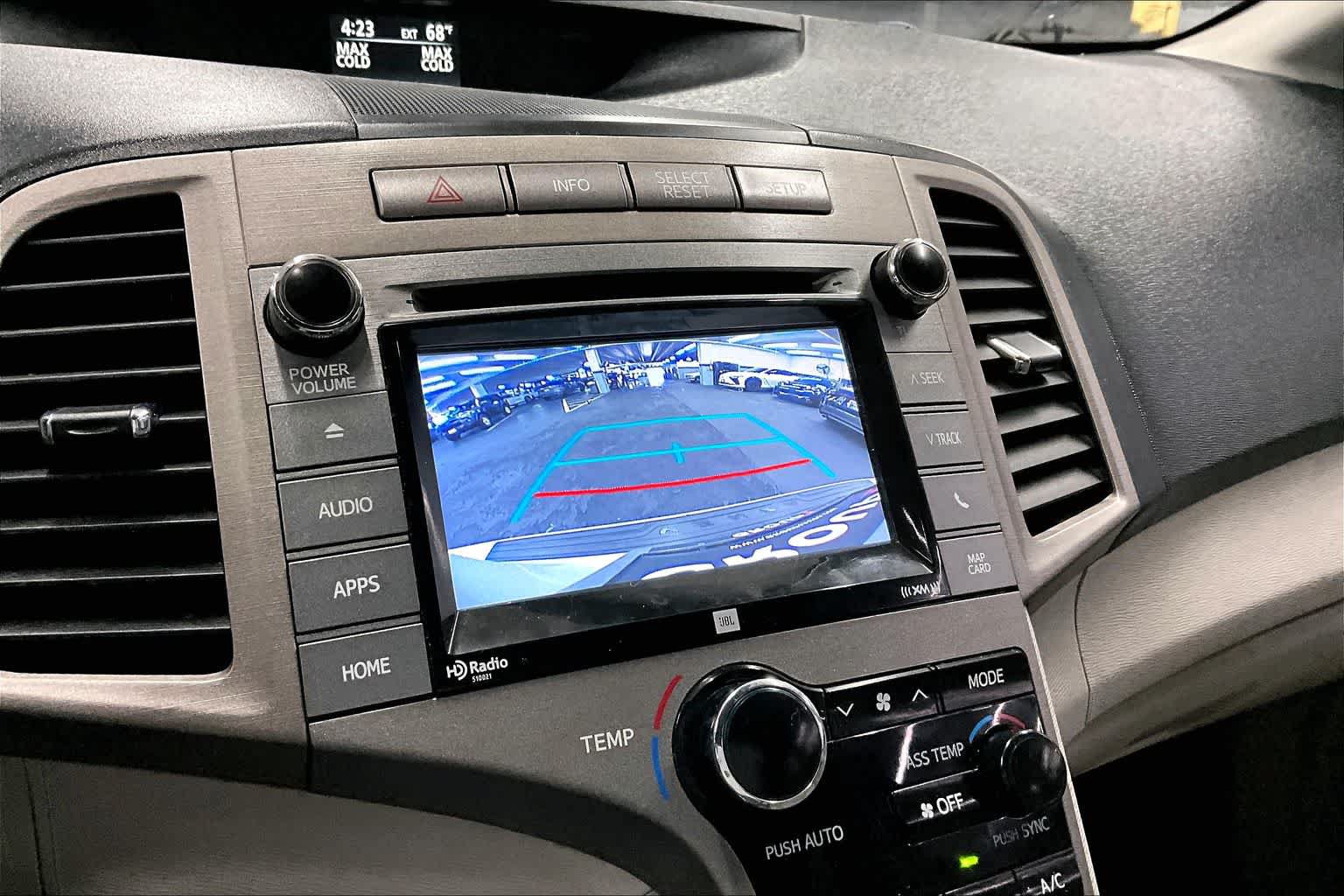 Used 2015 Toyota Venza XLE w/ XLE Premium Package FWD image 27