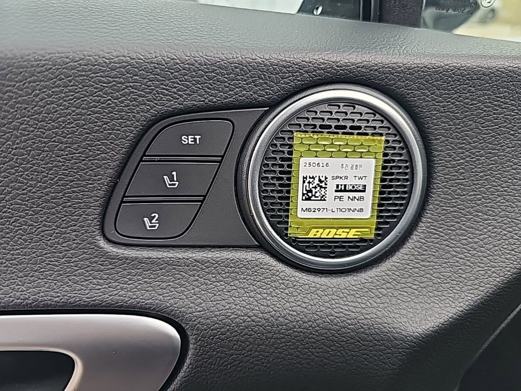 New 2026 Hyundai Sonata Limited FWD image 11