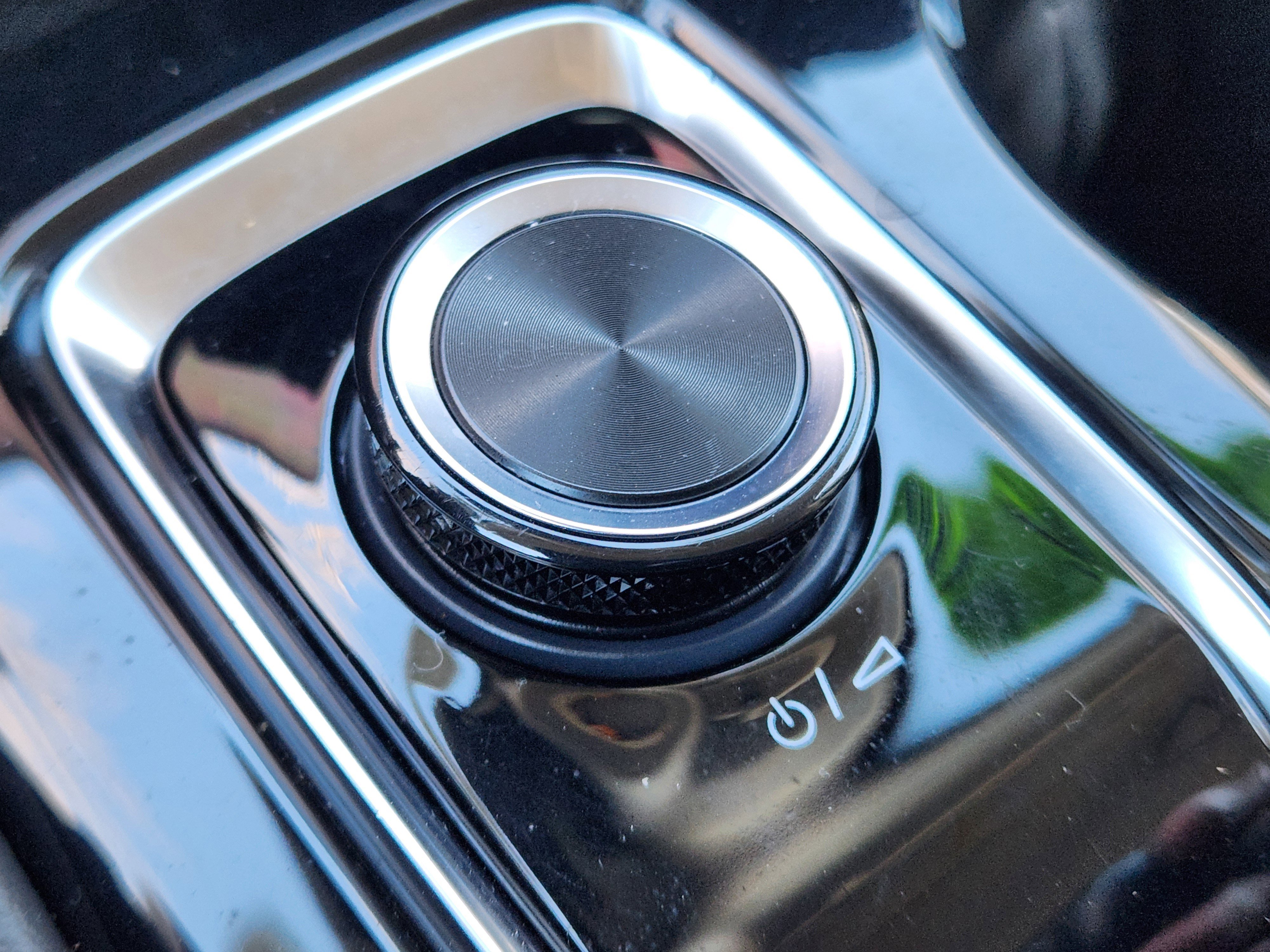 Certified 2025 Buick Envision Preferred image 27