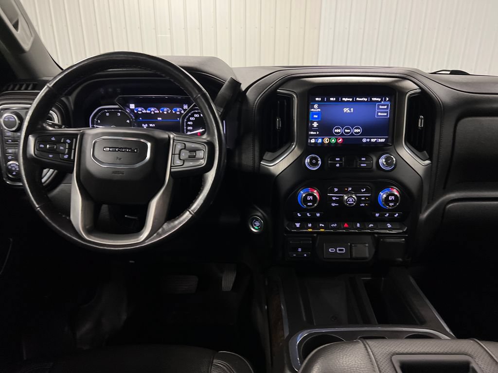 Certified 2022 GMC Sierra 2500 Denali w/ Denali Ultimate Package AWD/4WD image 18
