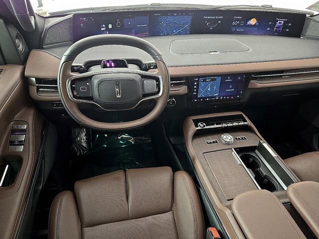 New 2025 Lincoln Navigator Reserve image 11
