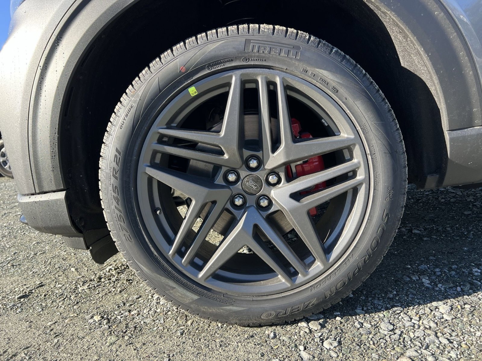 New 2026 Ford Explorer ST-Line w/ ST-Line Street Pack image 12