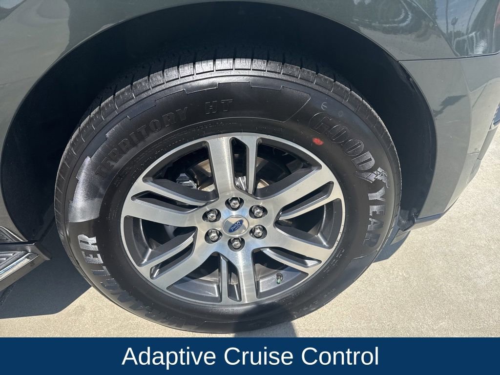 Used 2023 Ford Expedition XLT image 8