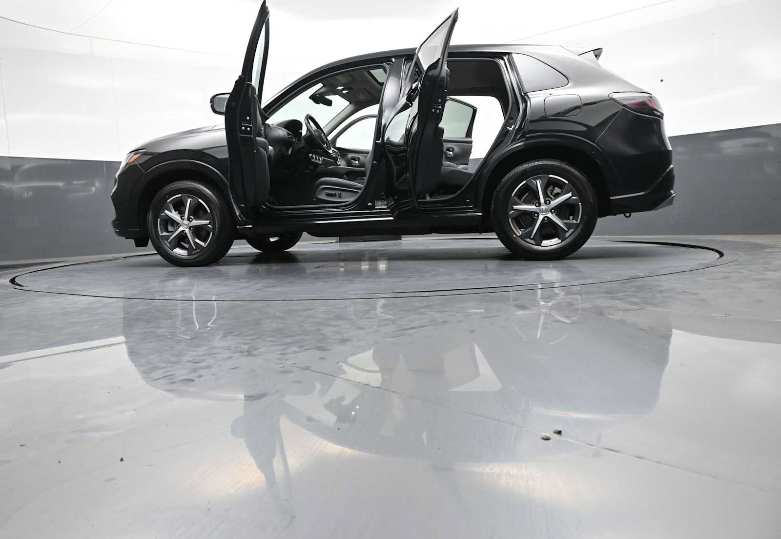 Used 2024 Honda HR-V EX-L image 48