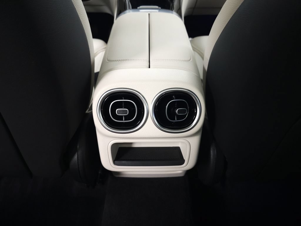 Certified 2026 Mercedes-Benz GLC 300 4MATIC image 24