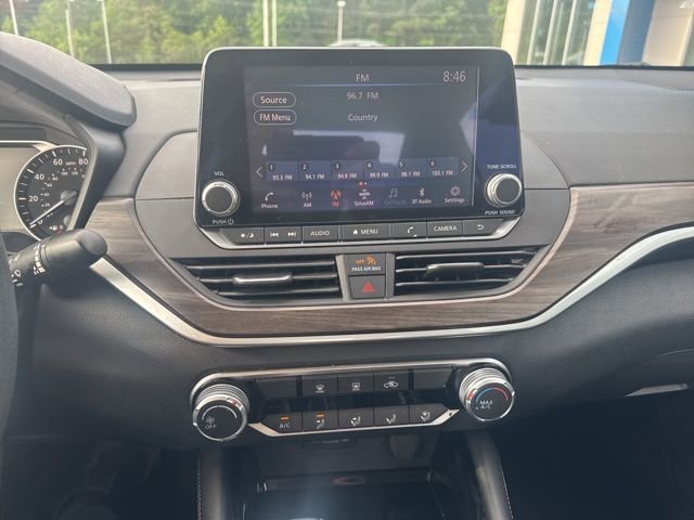 Used 2023 Nissan Altima 2.5 SV image 22