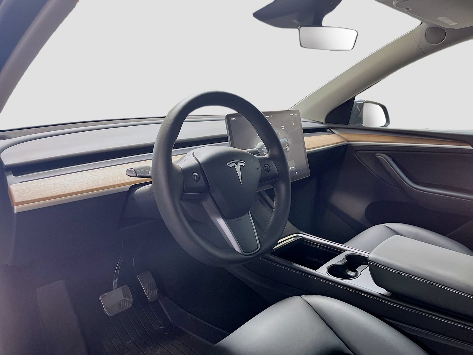 Used 2024 Tesla Model Y Long Range AWD/4WD image 9