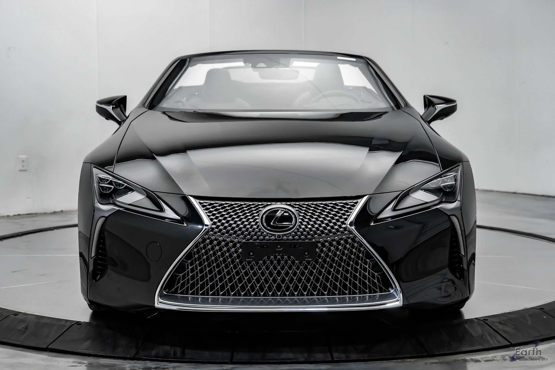 Used 2024 Lexus LC 500 Convertible w/ Touring Package RWD image 28