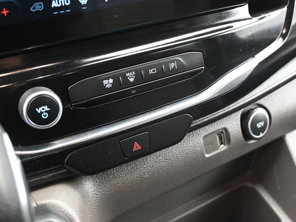 Used 2023 Ford Transit 350 XLT image 15