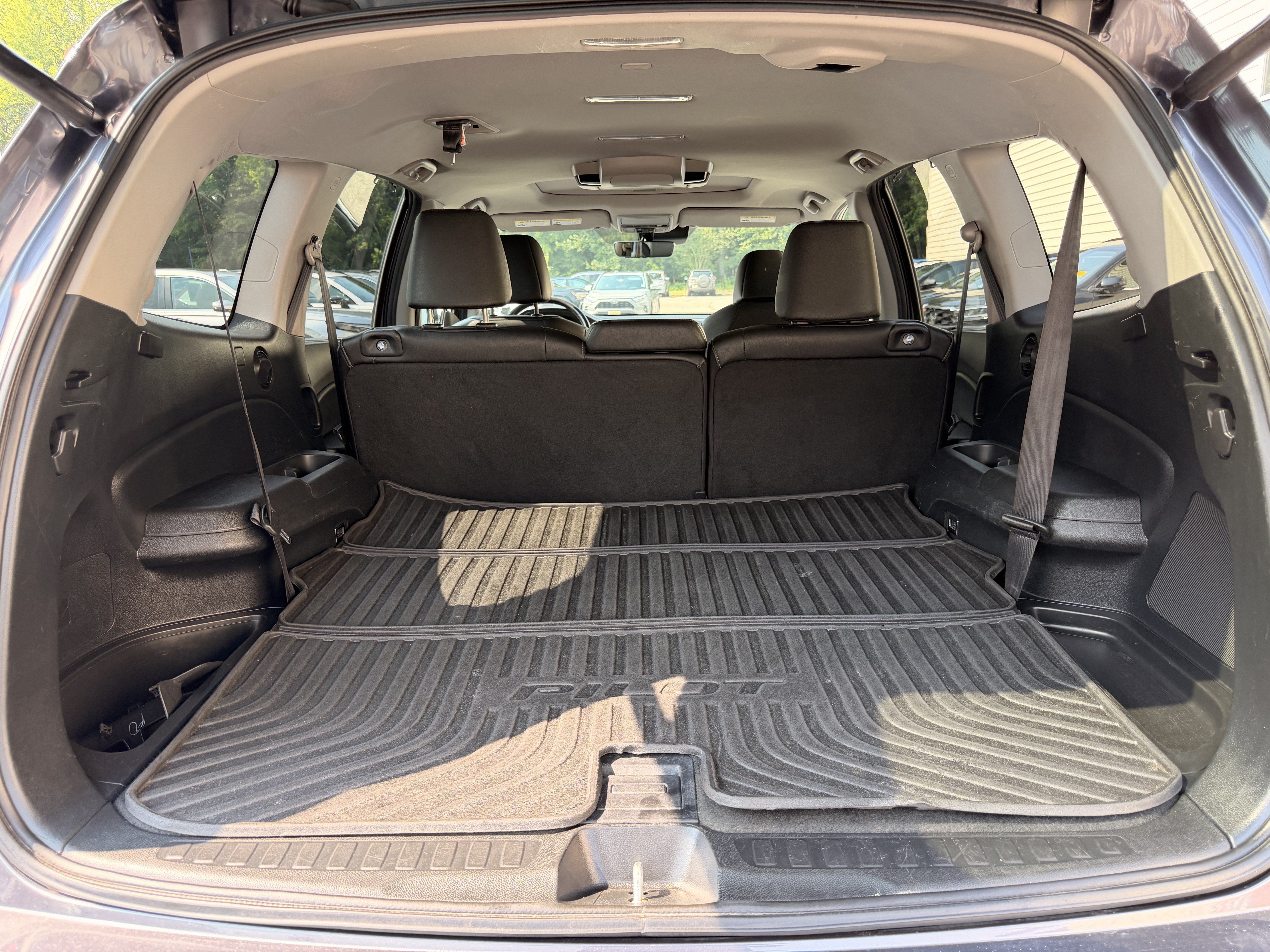Used 2021 Honda Pilot Touring image 29