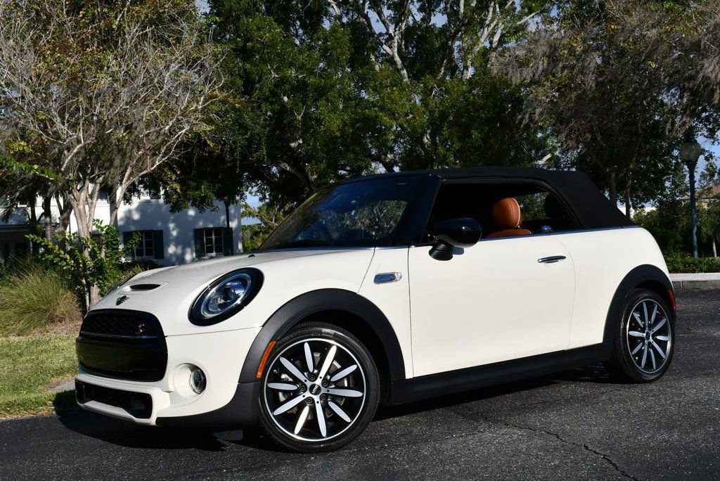 Used 2021 MINI Cooper S image 26