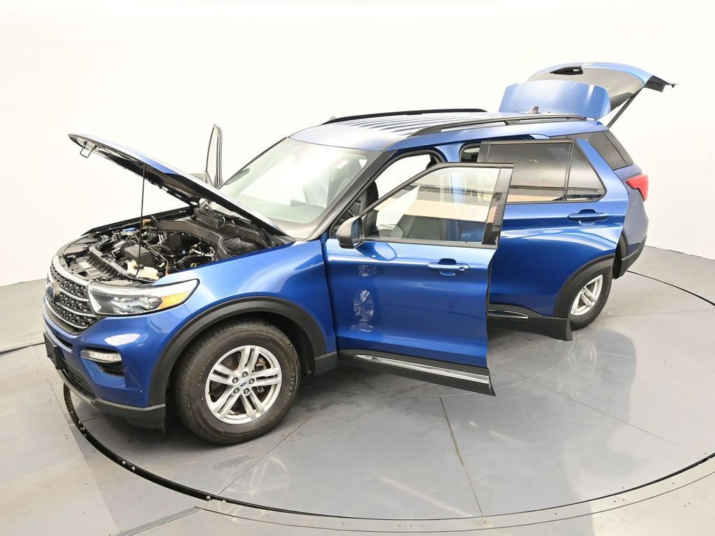 Used 2023 Ford Explorer XLT w/ Equipment Group 202A image 42
