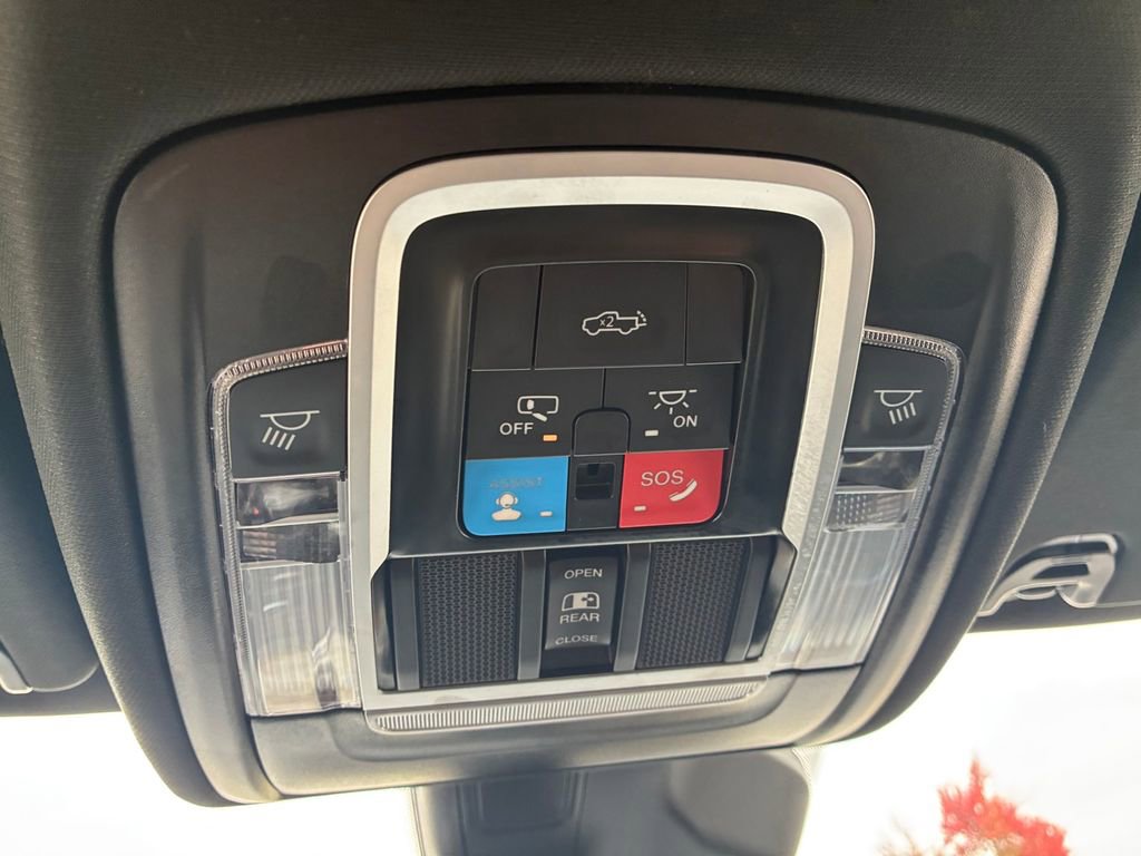 Used 2025 RAM 1500 Limited w/ Bed Utility Group image 31