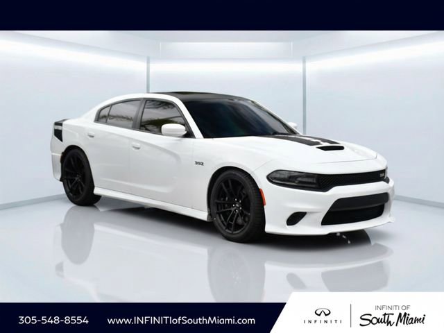 Used 2017 Dodge Charger R/T image 3