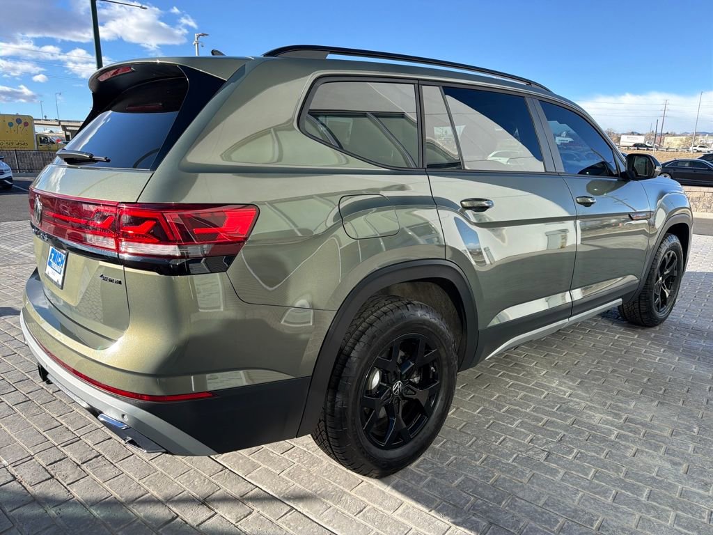 Certified 2024 Volkswagen Atlas Peak Edition SEL image 7