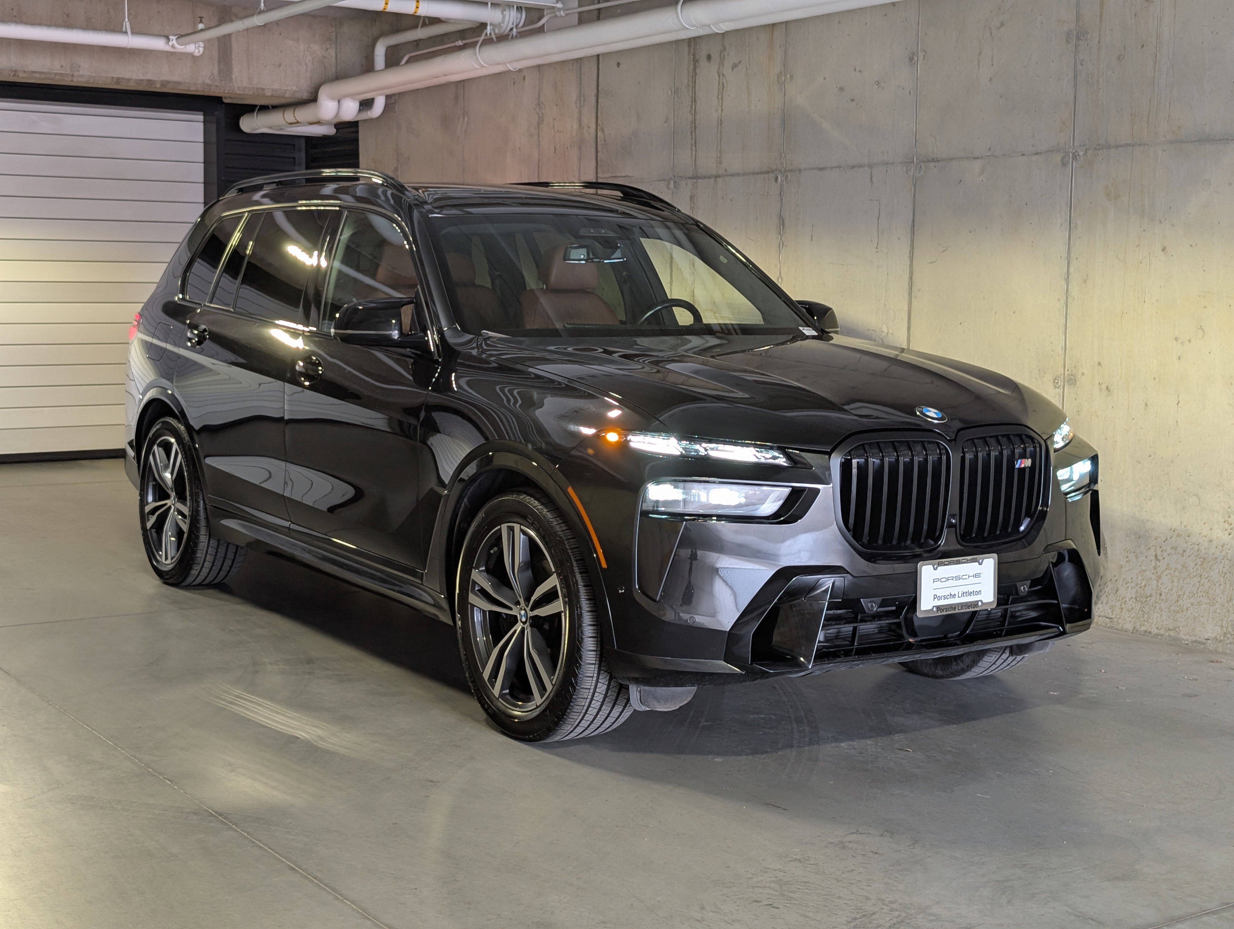 Used 2024 BMW X7 M60i w/ Executive Package image 11