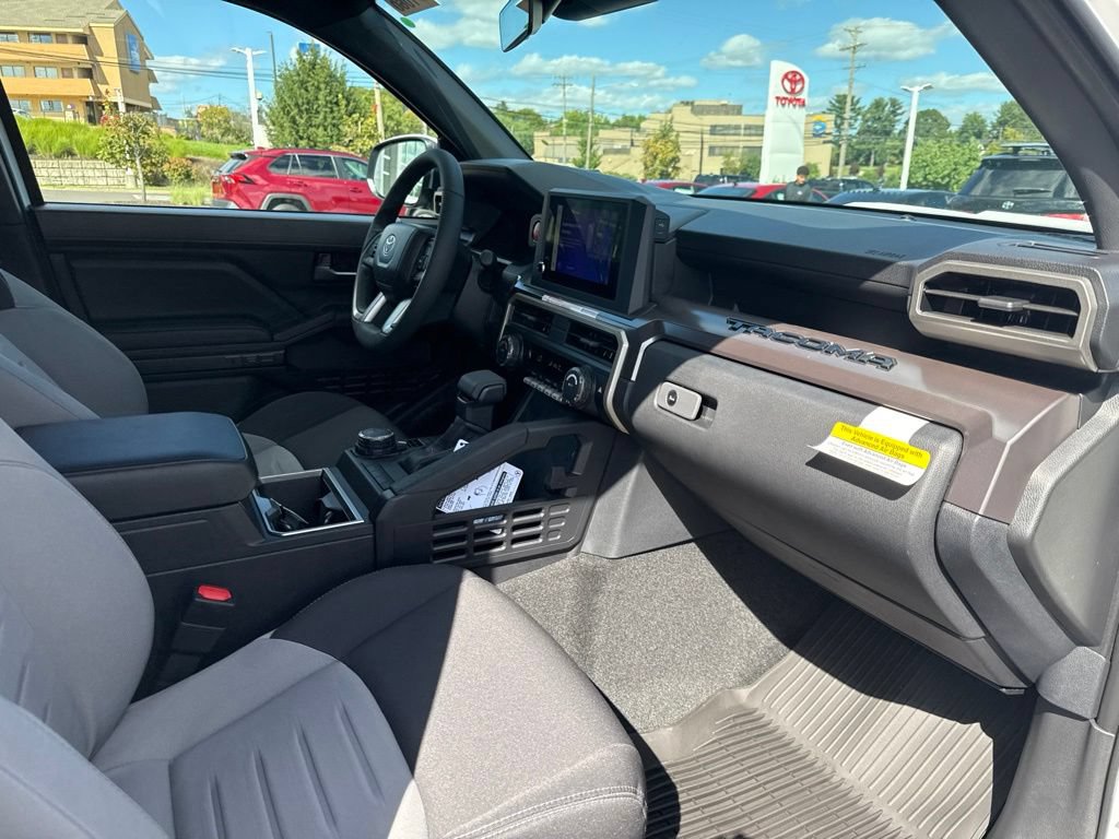 New 2026 Toyota Tacoma TRD Sport AWD/4WD image 3