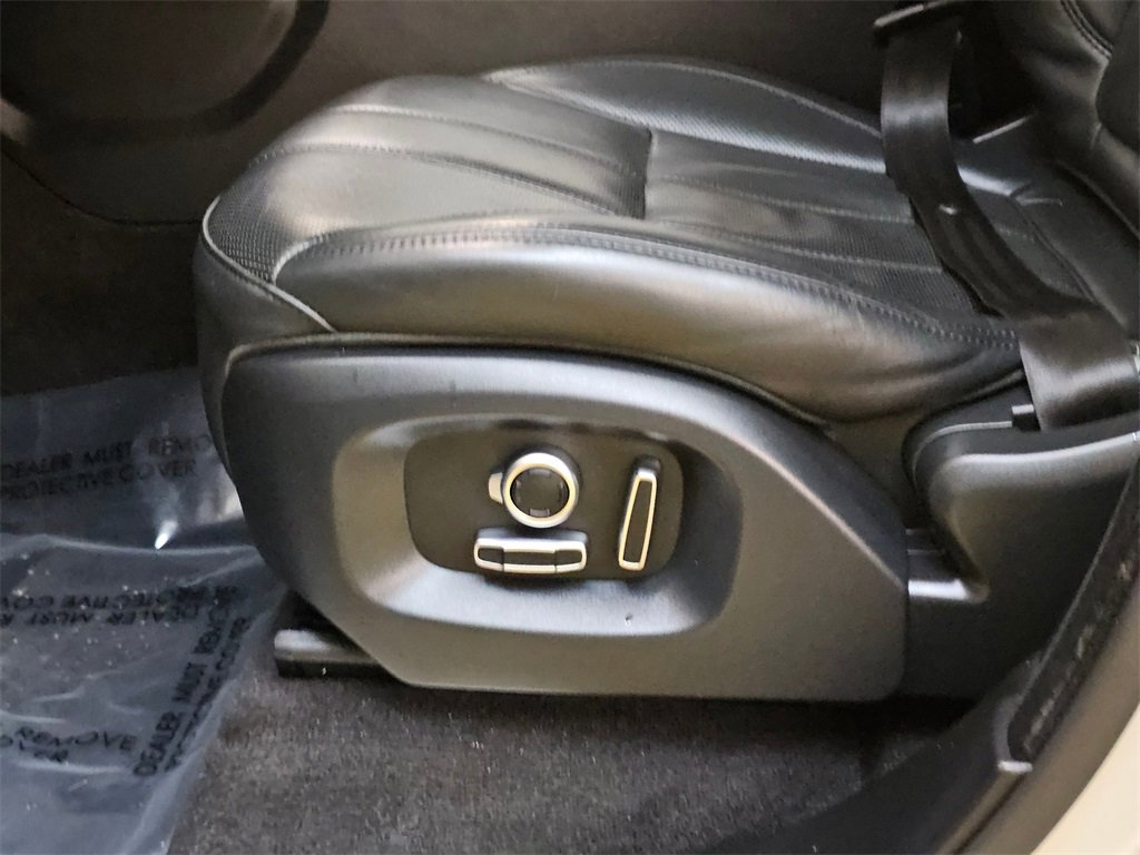 Used 2016 Land Rover Range Rover Sport HSE image 25