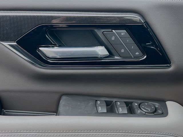 New 2026 GMC Yukon Elevation image 13