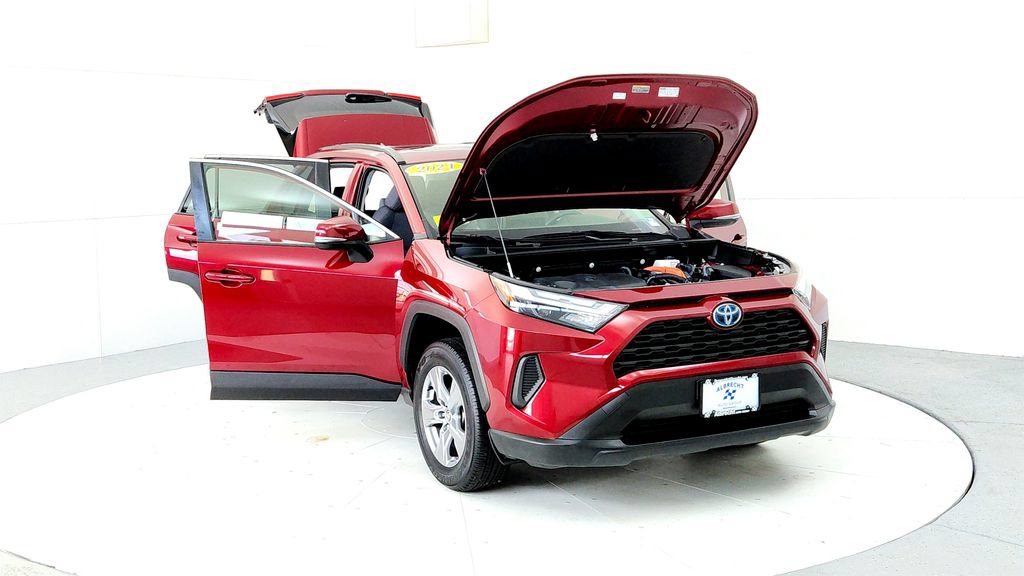 Certified 2024 Toyota RAV4 XLE w/ Convenience Package AWD/4WD image 9