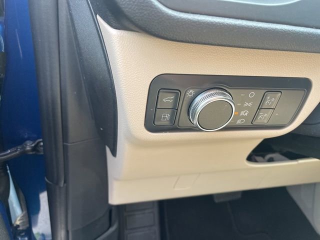 Used 2022 Ford Escape SE w/ Convenience Package image 19