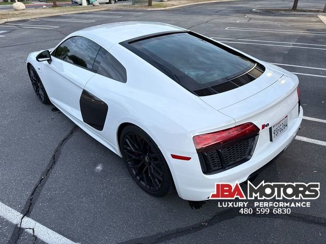 Used 2018 Audi R8 V10 w/ Carbon Exterior Package image 13