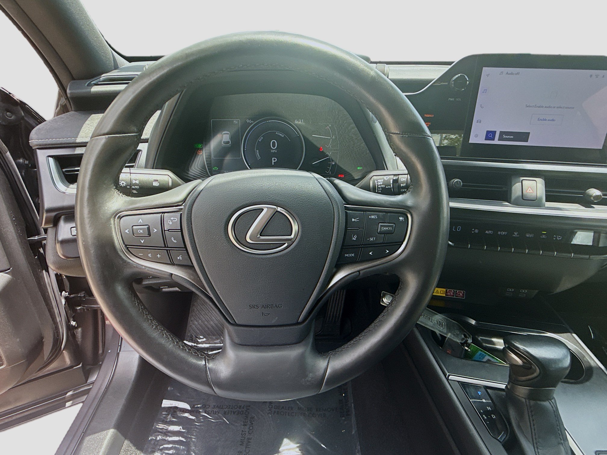 Used 2023 Lexus UX 250h FWD w/ Accessory Package (Z1) image 10