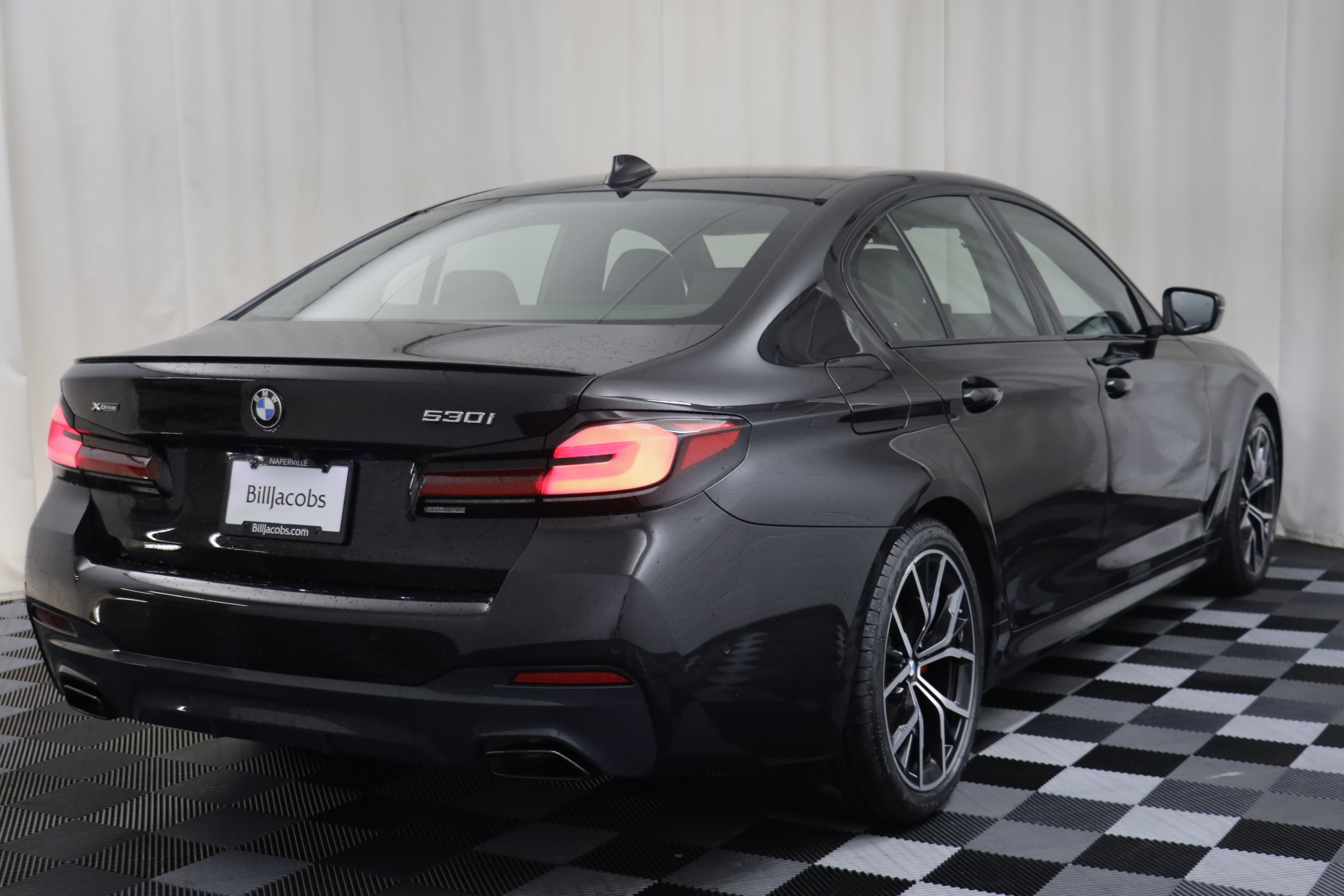 Used 2023 BMW 530i xDrive w/ M Sport Package AWD/4WD image 16